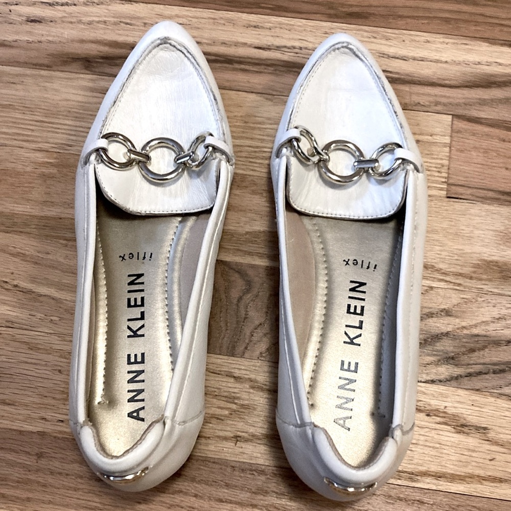 Anne Klein White Flats with Silver Chain Detail